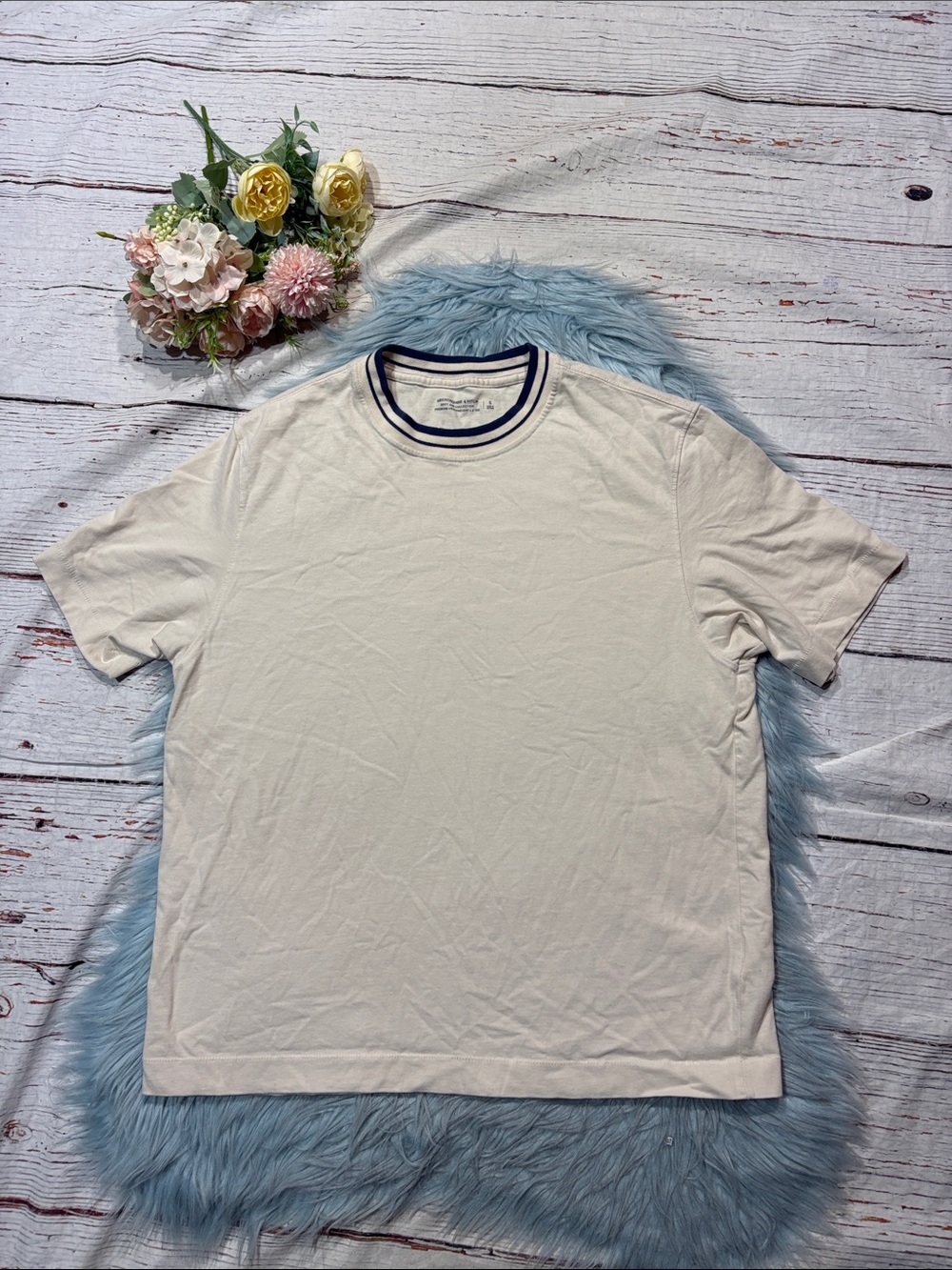 Abercrombie & Fitch Premium Heavyweight 2.0 Striped Blue Cream Crewneck Tee